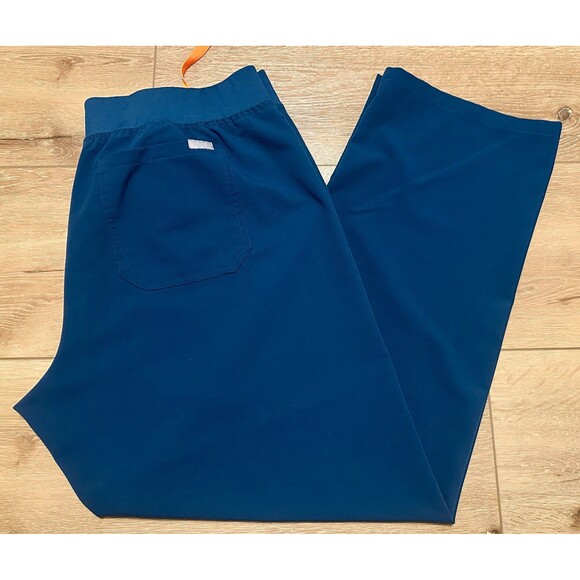 Women’s Figs Scrub Set Deep Reef Blue Limited Top & Livingston Pants XXL EUC! - Picture 4 of 6
